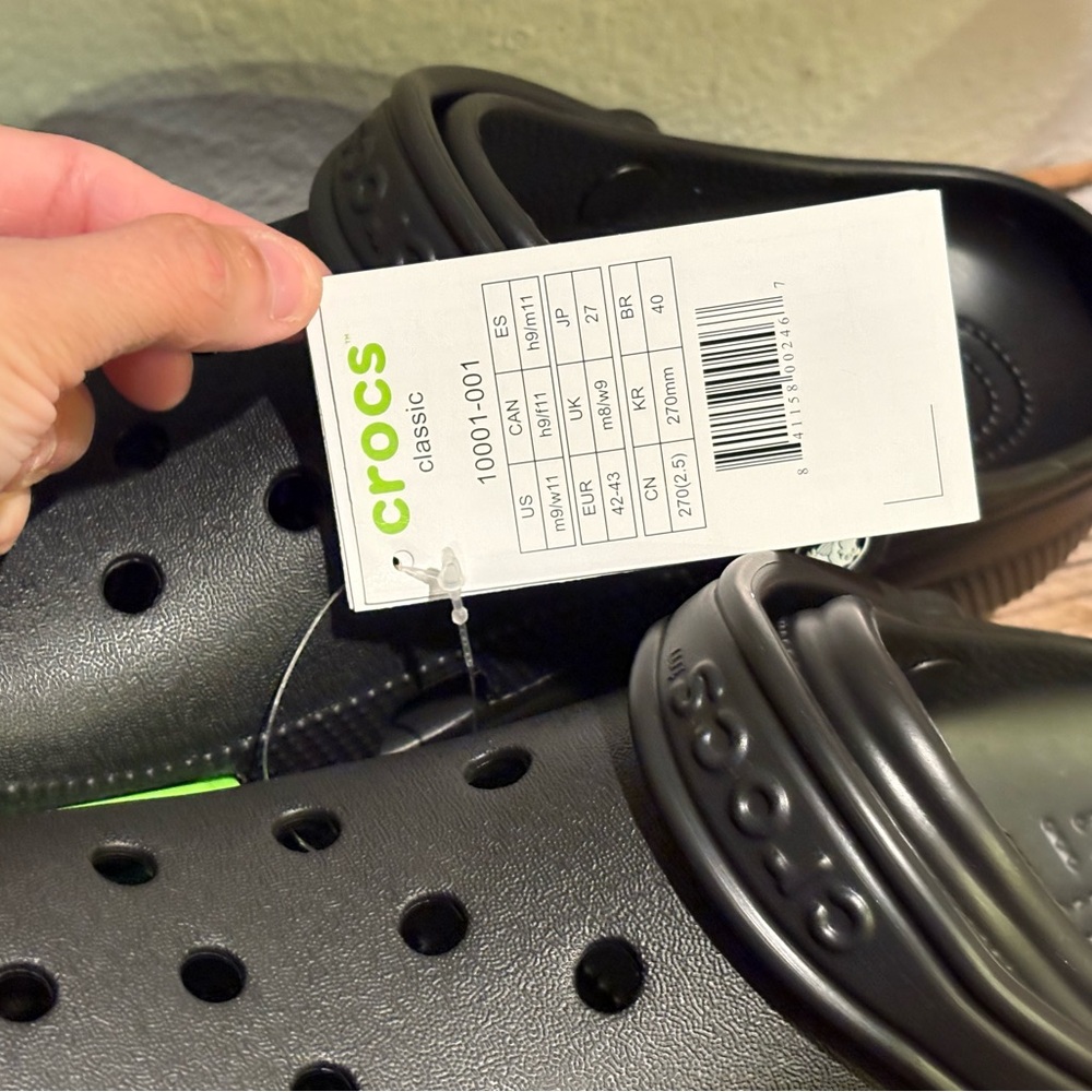 CROCS Classic Clogs, Unisex, Men’s 9/Womens 11, Black, BNWT - Picture 5 of 8
